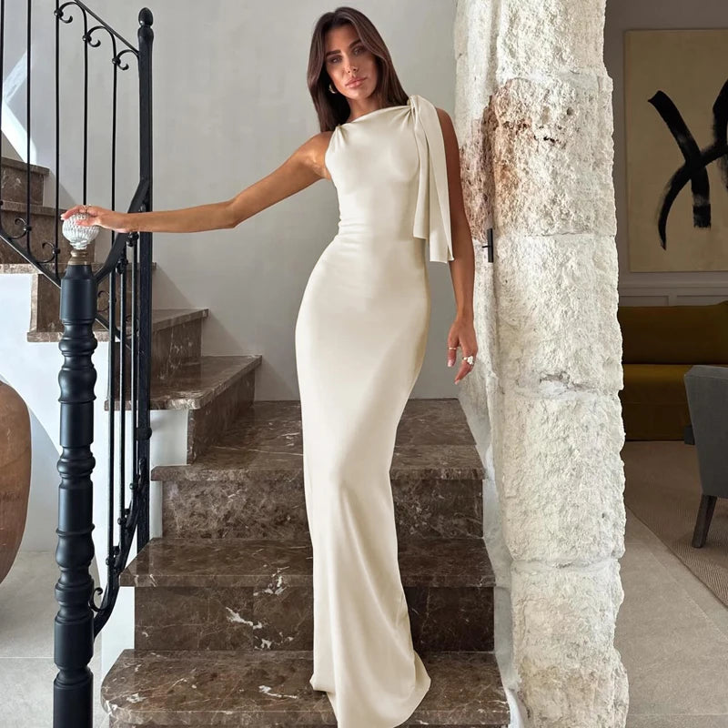 AIMÉEVOGUE SOLID O-NECK SLEEVELESS DRESS